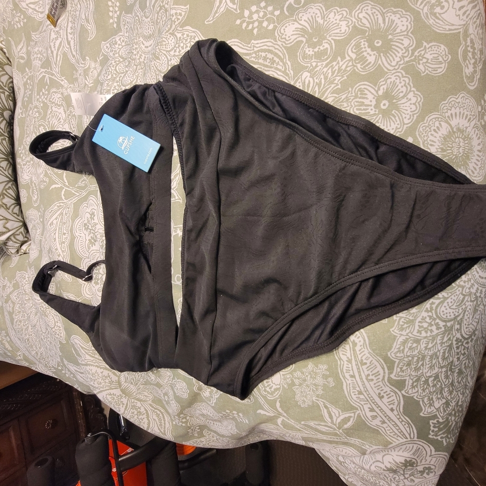Cupshe Charcoal Bikini Set